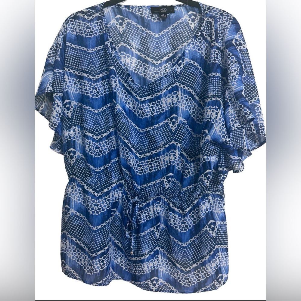 The AGB Woman Sheer Top in Deep Blue Chevron
